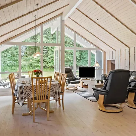 Holiday home 3 Bedroom Cozy In