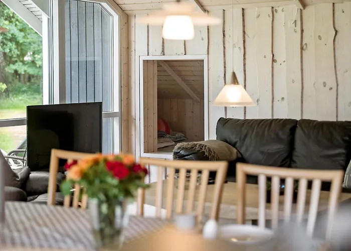 3 Bedroom Cozy In Dom wakacyjny *