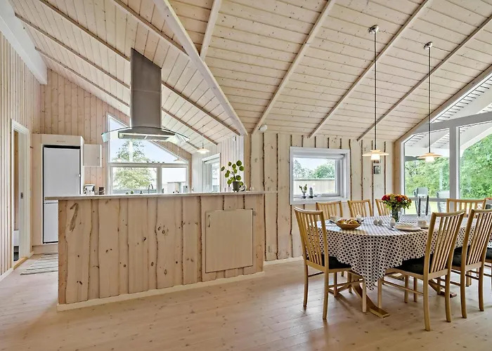 3 Bedroom Cozy In Højslev